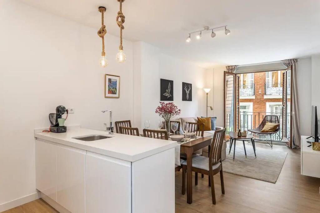 מדריד Nice Apartment Near Gran Via Val27 מראה חיצוני תמונה