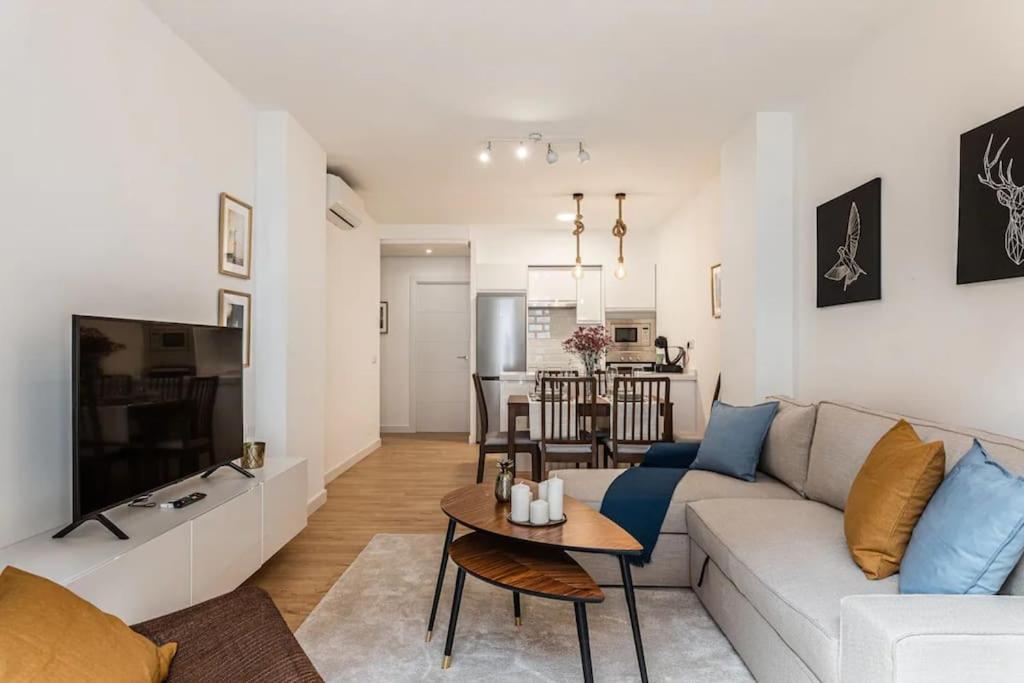 מדריד Nice Apartment Near Gran Via Val27 מראה חיצוני תמונה