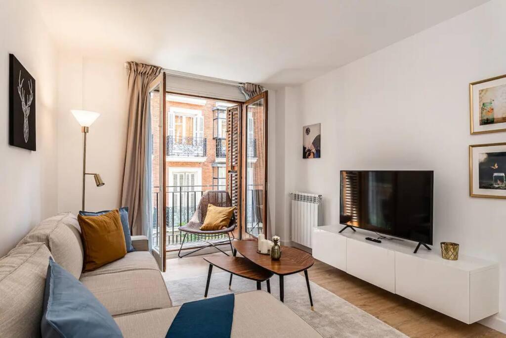 מדריד Nice Apartment Near Gran Via Val27 מראה חיצוני תמונה